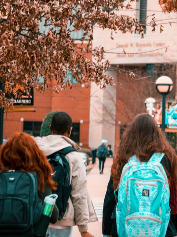 50 College Freshman Tips I Wish I Knew Before My First Year